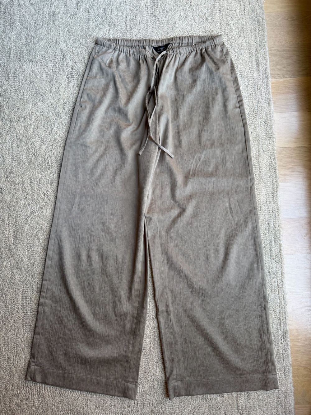 Banana Republic Women’s Drawstring Satin Pants in Taupe